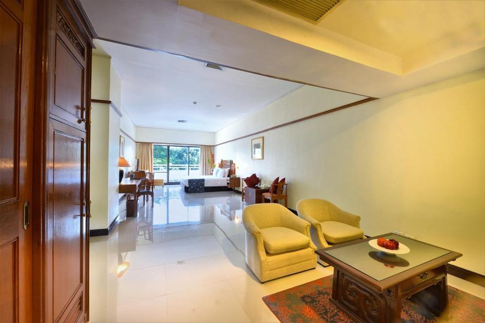 Loei Palace Hotel Esterno foto