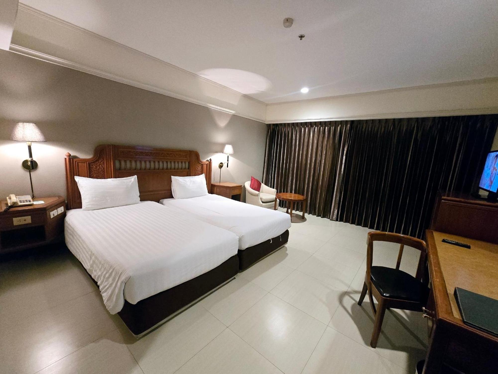 Loei Palace Hotel Esterno foto